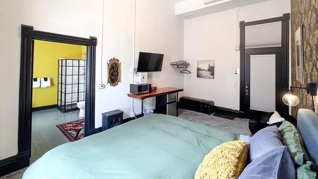Photo of Bedroom in Downtown - Waterfront