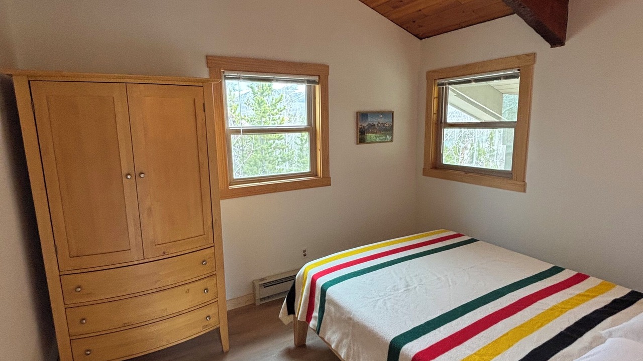 Photo of Bedroom in Grand Lake