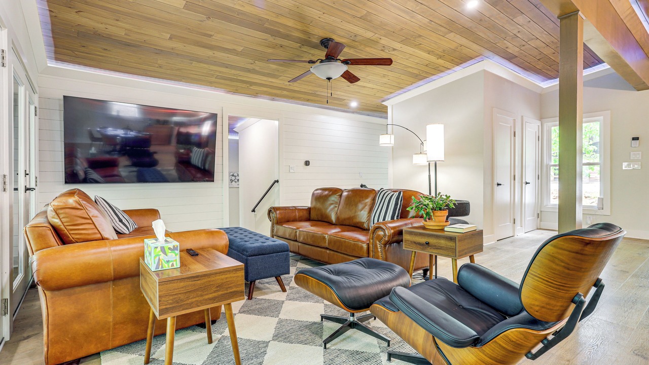 Photo of Livingroom in Gainesville