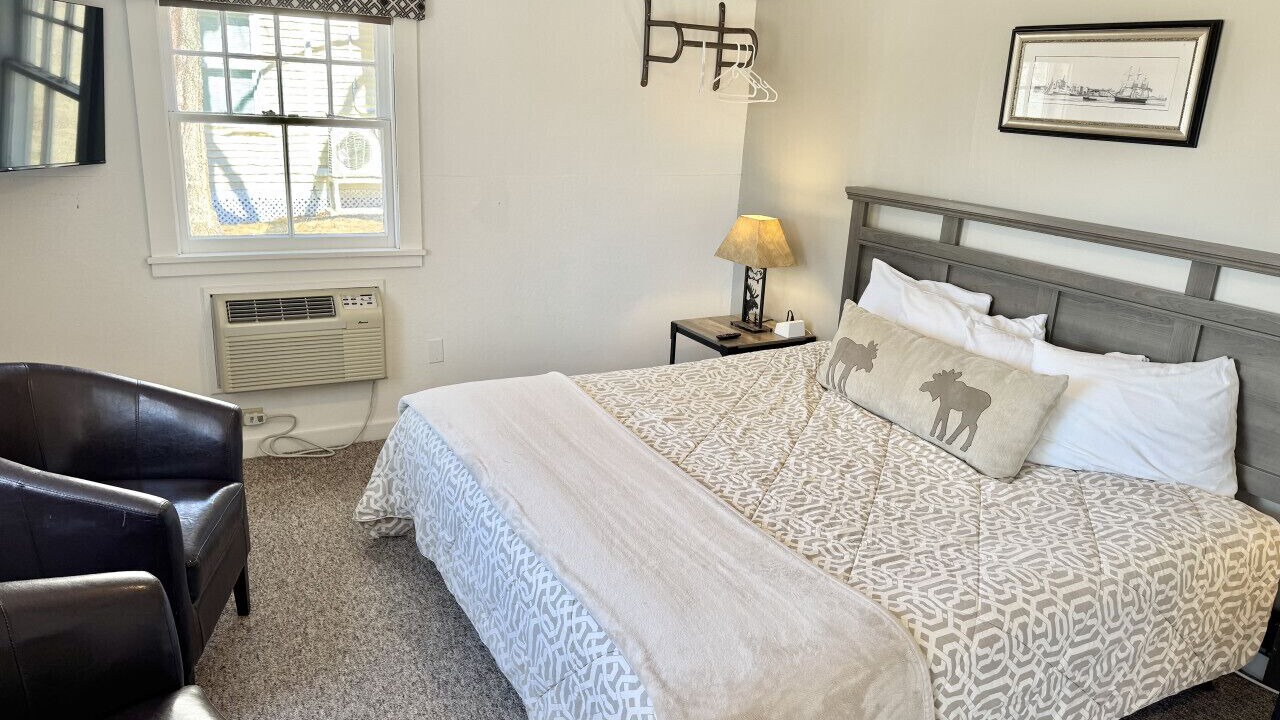 Photo of Bedroom in Hulls Cove