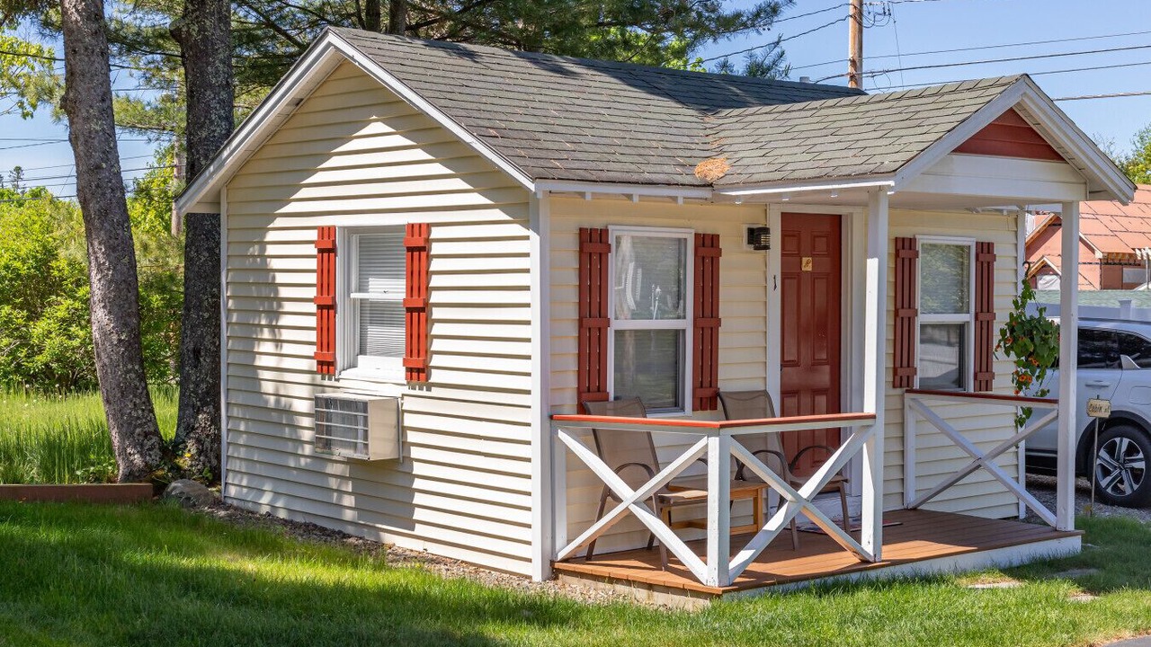 Photo of Outdoor in Hulls Cove