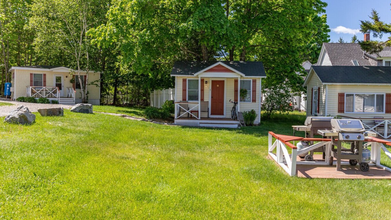 Photo of Outdoor in Hulls Cove