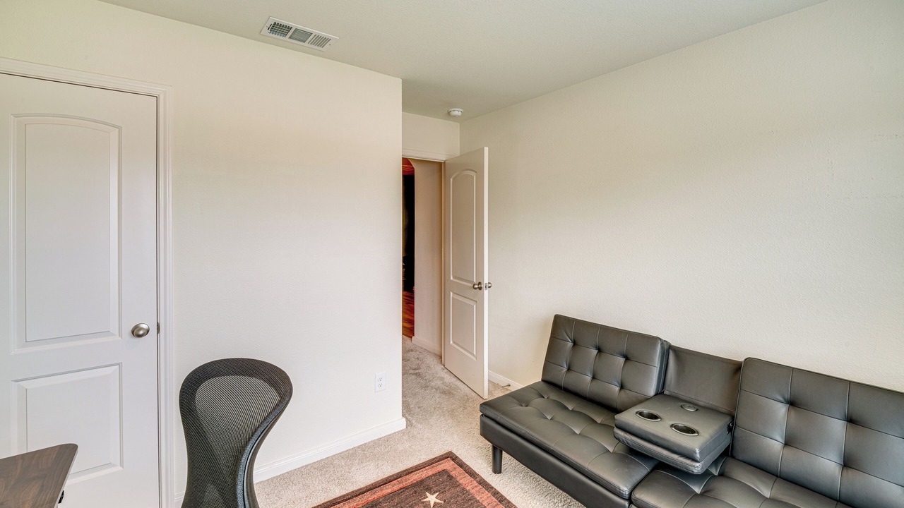 Photo of Livingroom in Venus