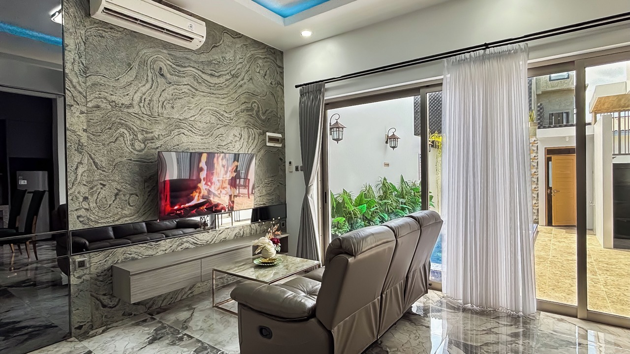 Photo of Livingroom in Padangsambian Klod
