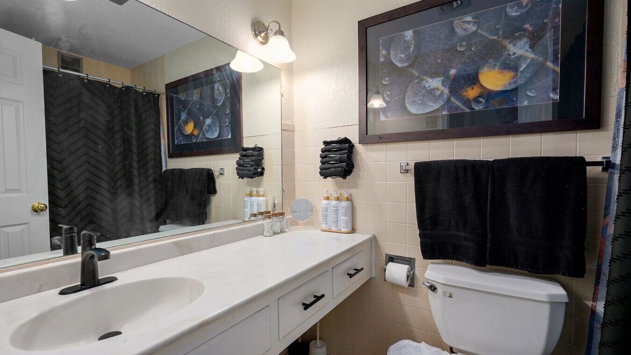 Photo of Bathroom in Kimberling City