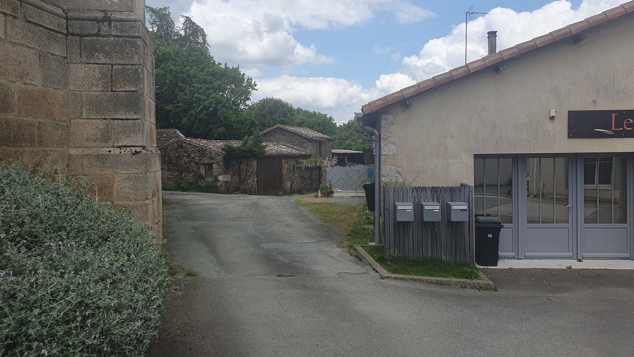 Photo of Outdoor in Montournais