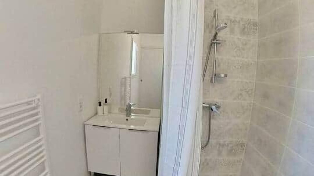 Photo of Bathroom in Lavaur