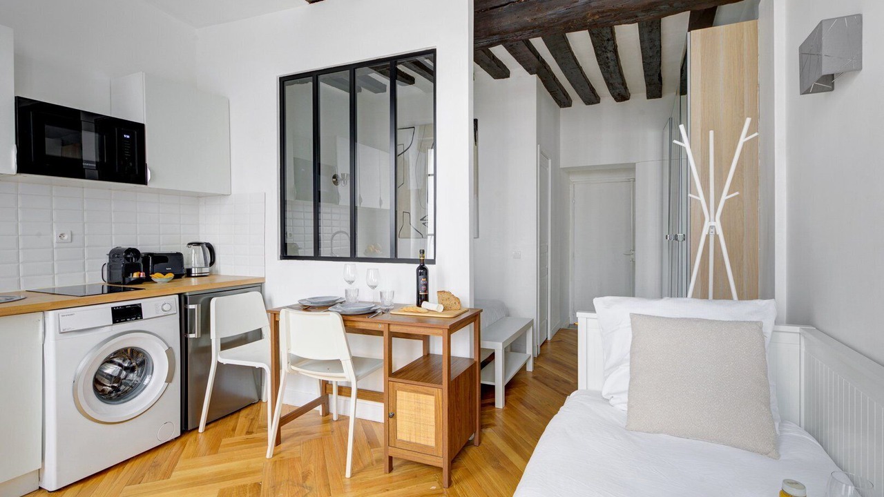 Photo of Bedroom in Arts-et-Metiers