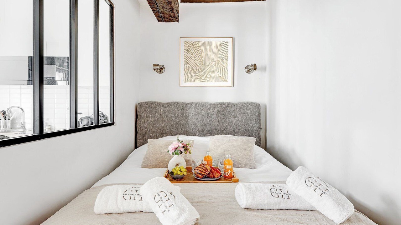 Photo of Bedroom in Arts-et-Metiers