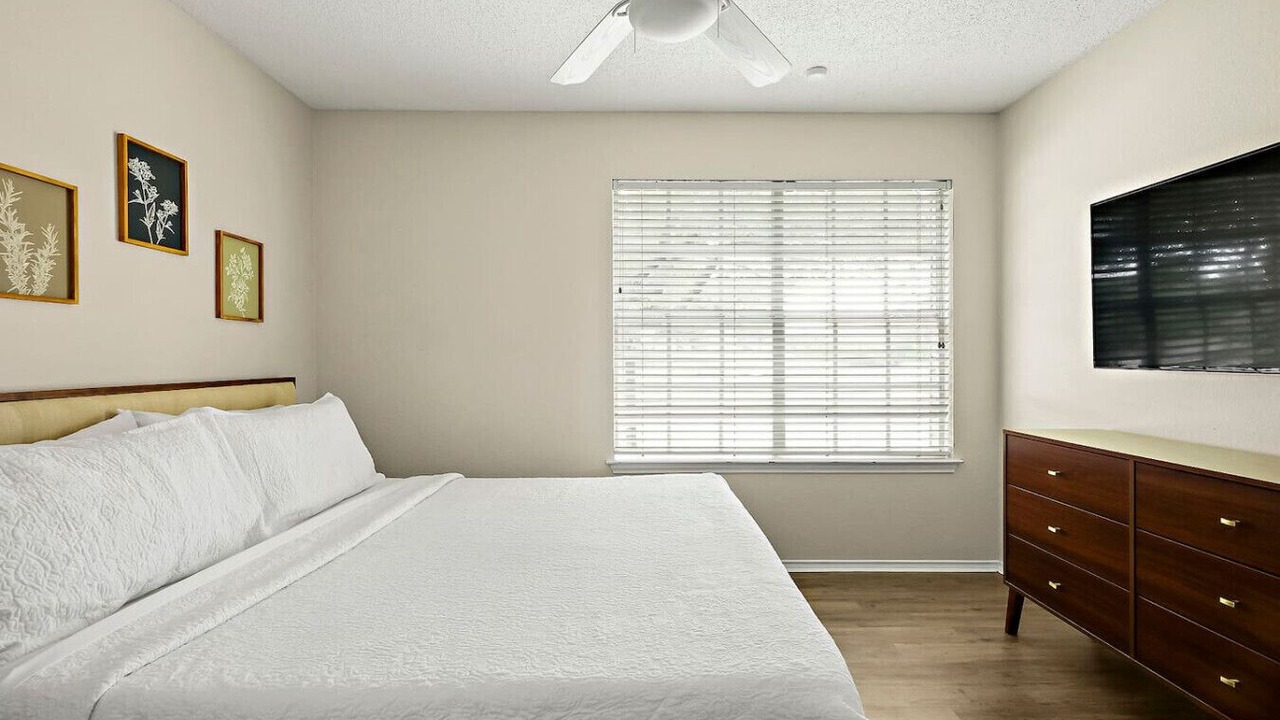 Photo of Bedroom in Cat Hollow