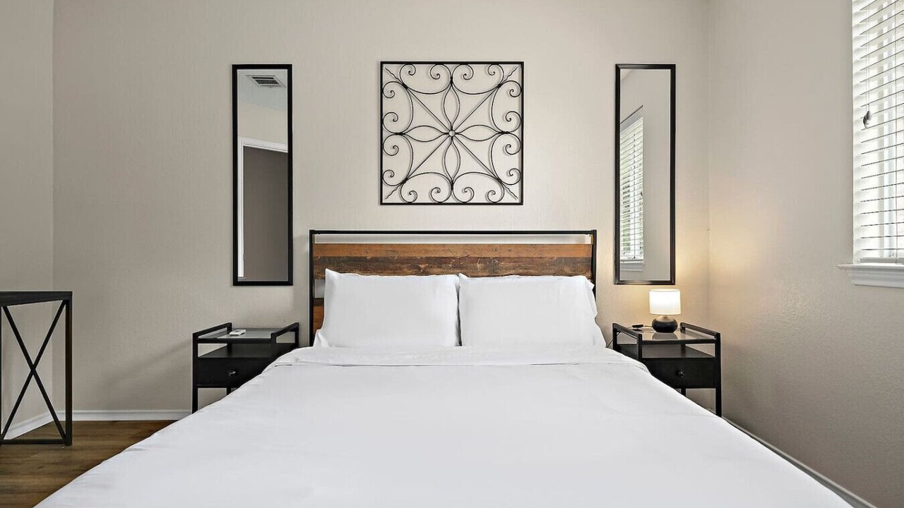 Photo of Bedroom in Cat Hollow