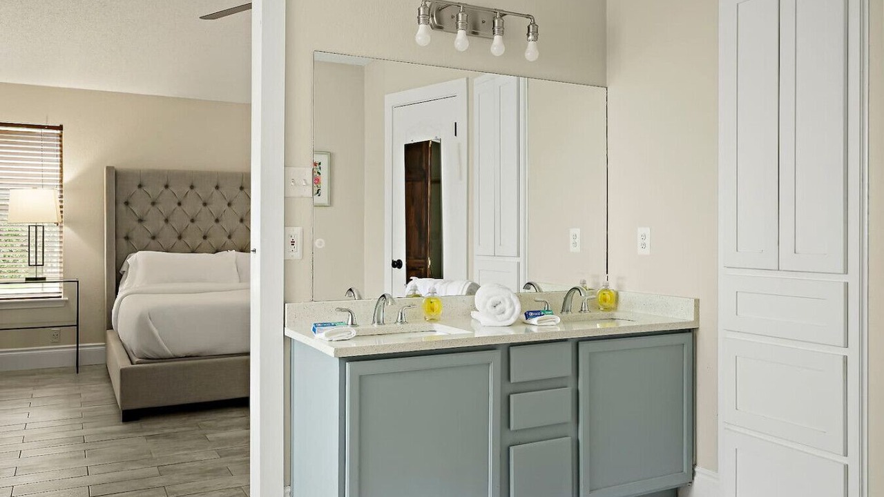 Photo of Bedroom in Cat Hollow