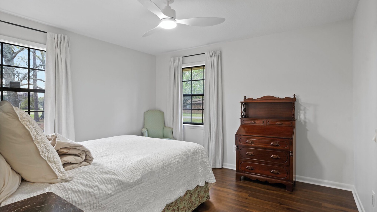 Photo of Bedroom in Hattiesburg