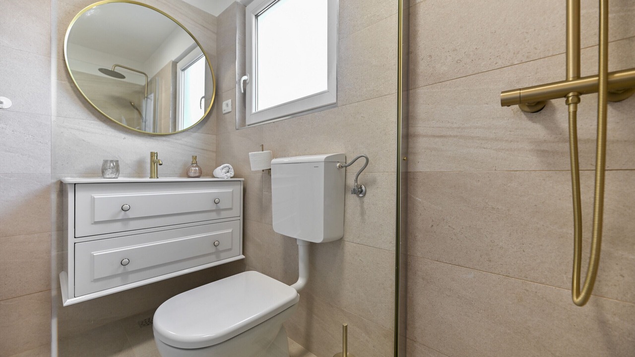 Photo of Bathroom in Sukosan