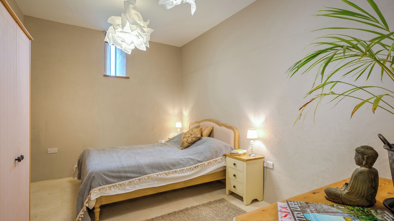 Photo of Bedroom in Corton