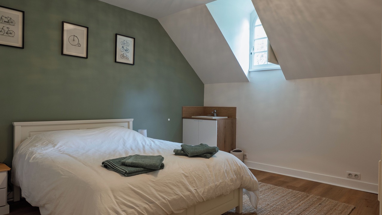 Photo of Bedroom in Cloyes-les-Trois-Rivieres