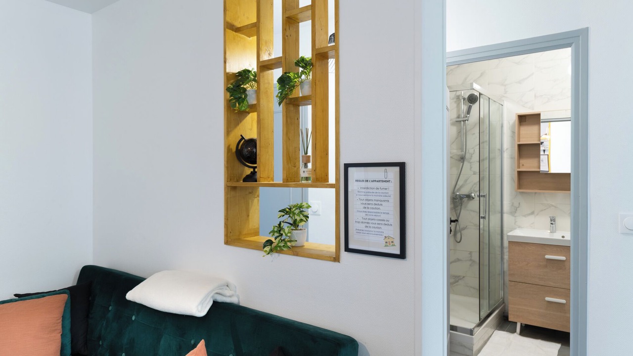 Photo of Bathroom in Herouville-Saint-Clair