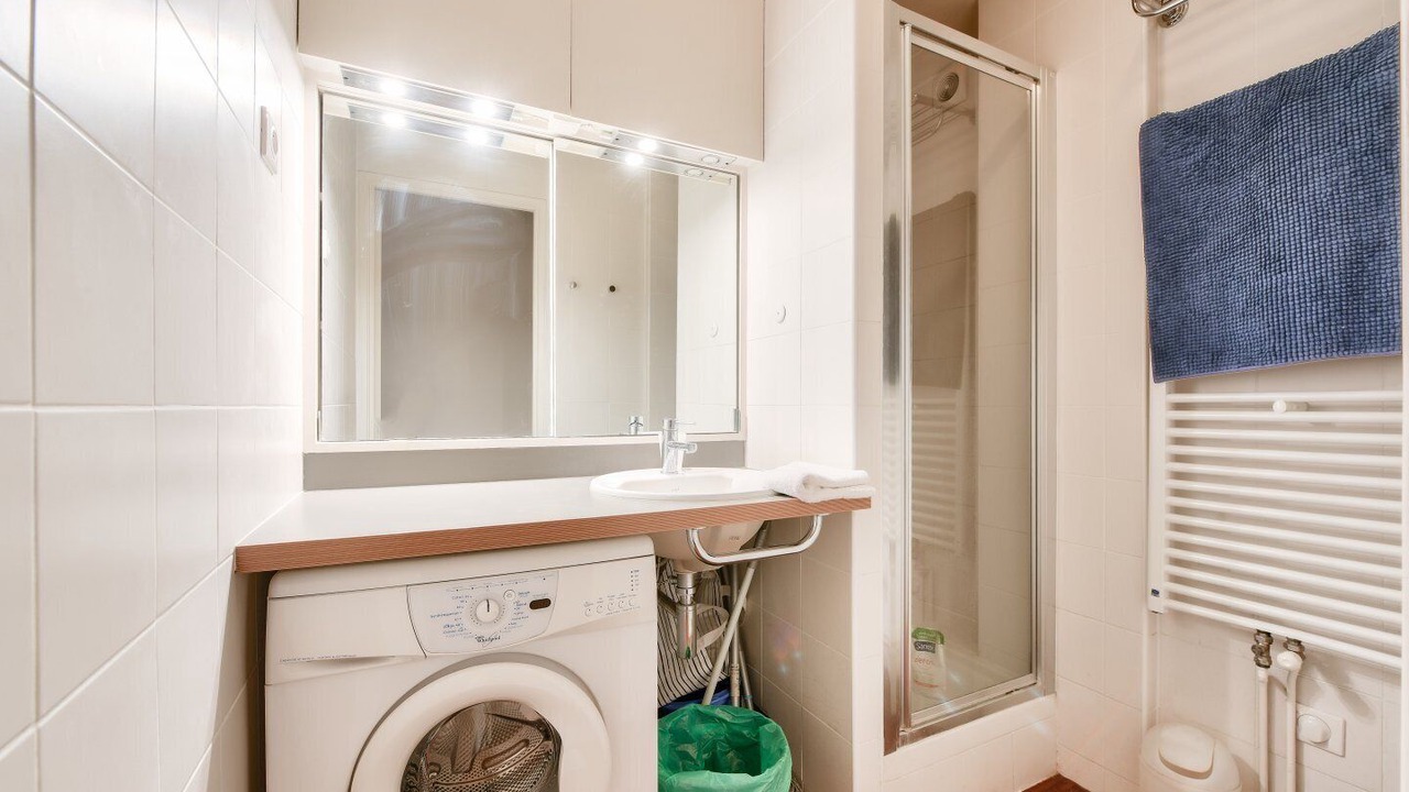 Photo of Bathroom in Arsenal