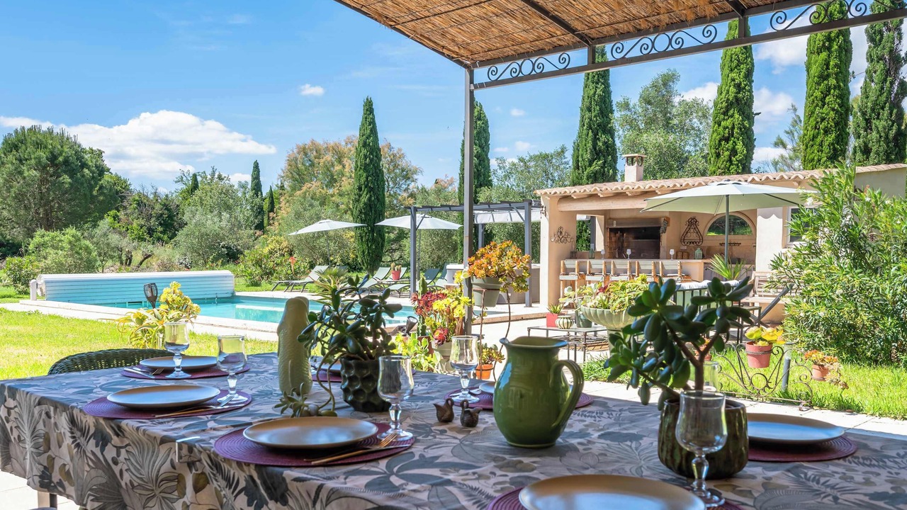 Photo of Outdoor in Arles