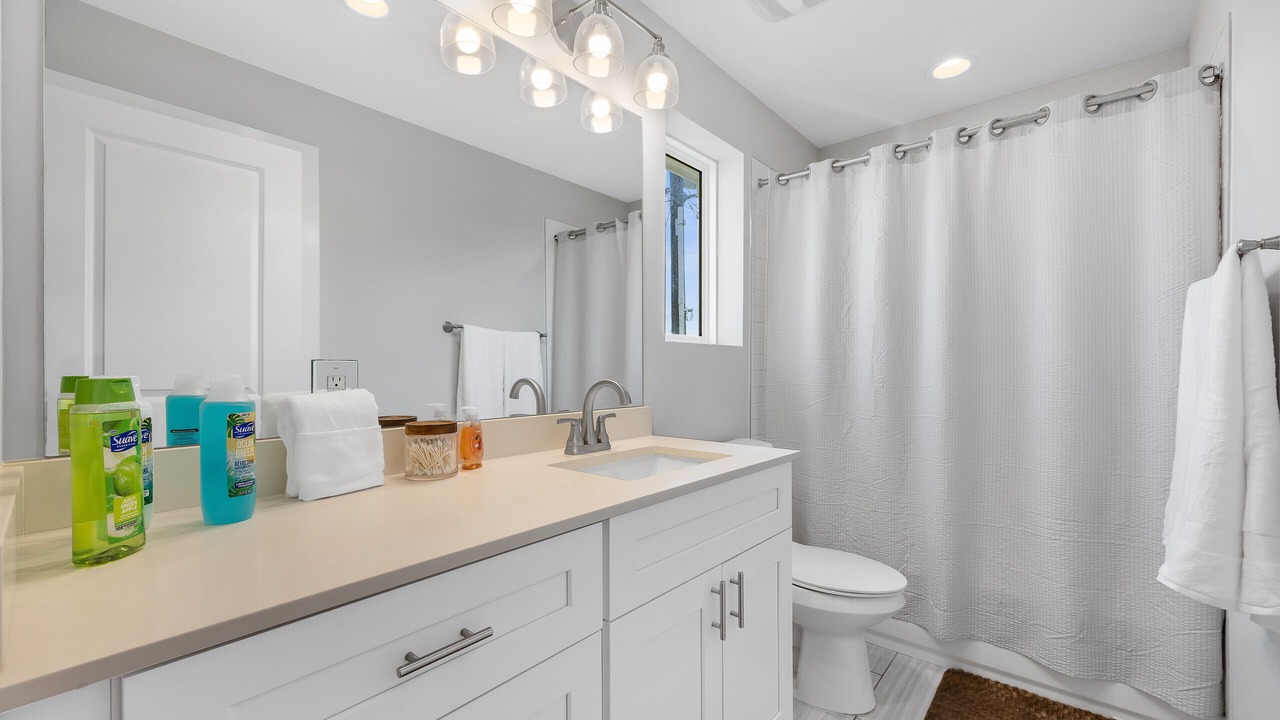Photo of Bathroom in University Hills and Windsor Park