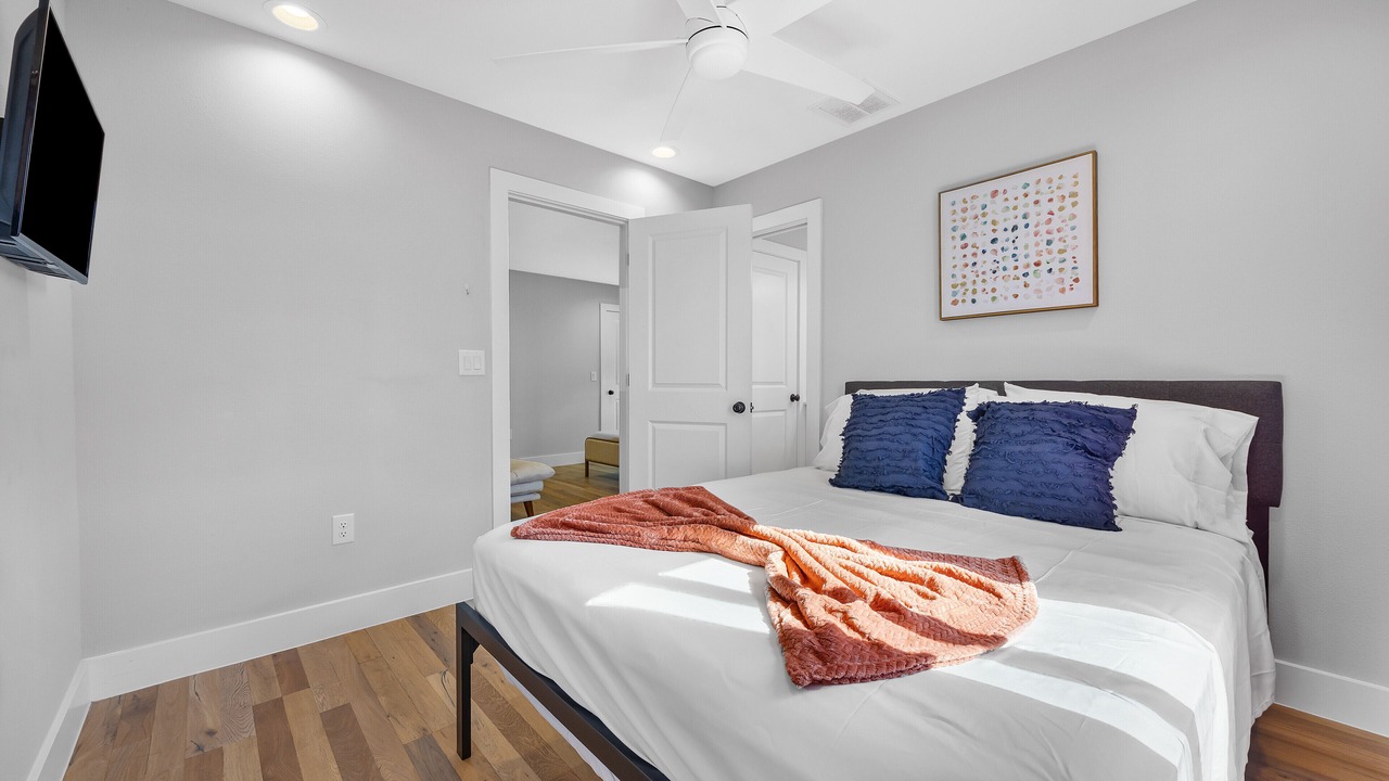 Photo of Bedroom in University Hills and Windsor Park
