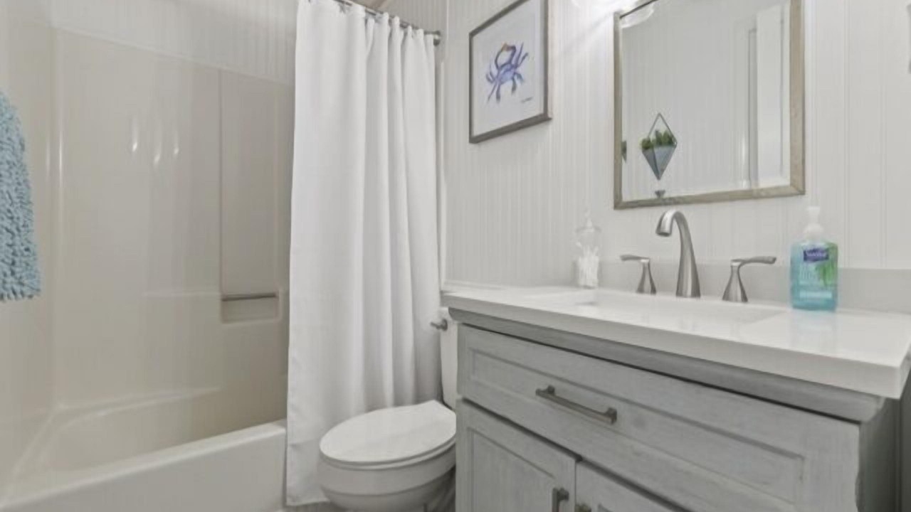 Photo of Bathroom in North Carolina Coast