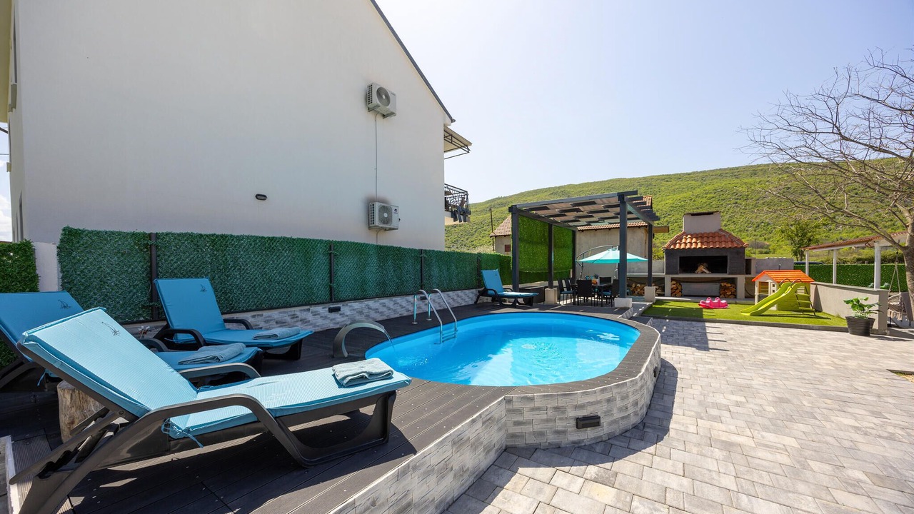 Photo of Outdoor in Drnis