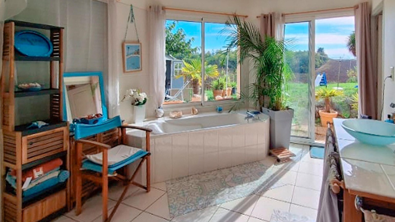 Photo of Bathroom in Virazeil
