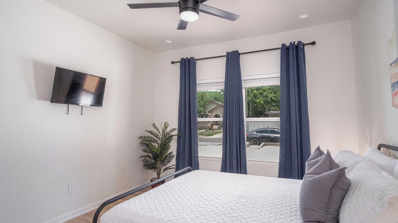 Photo of Bedroom in Denver Heights