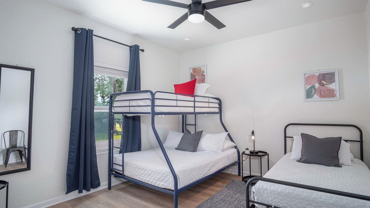Photo of Bedroom in Denver Heights