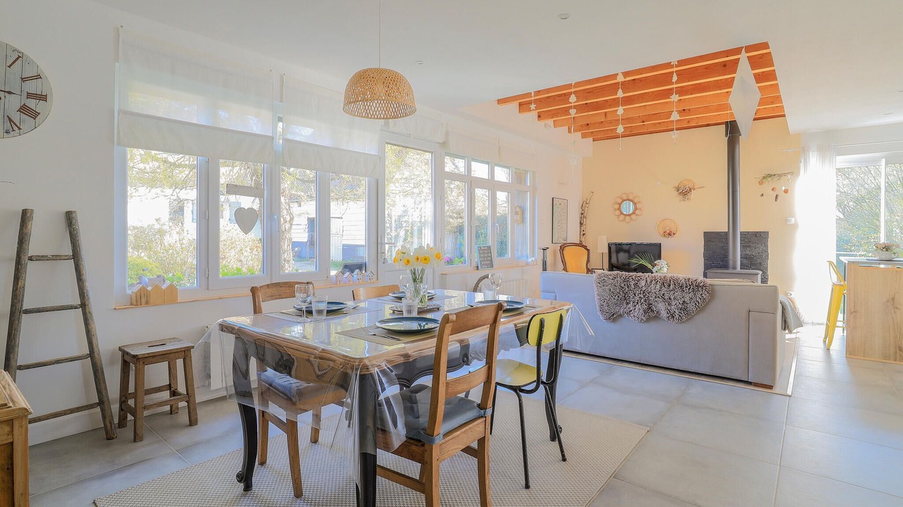 Photo of Bedroom in Becourt