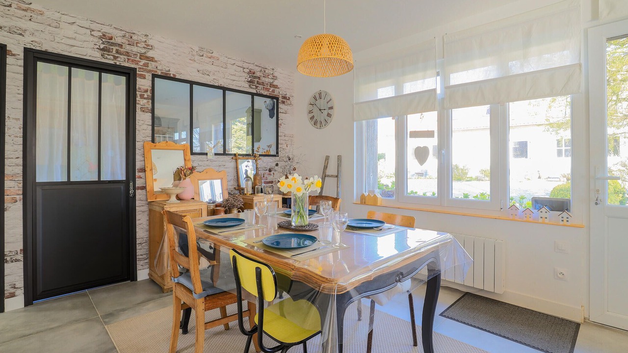 Photo of Bedroom in Becourt