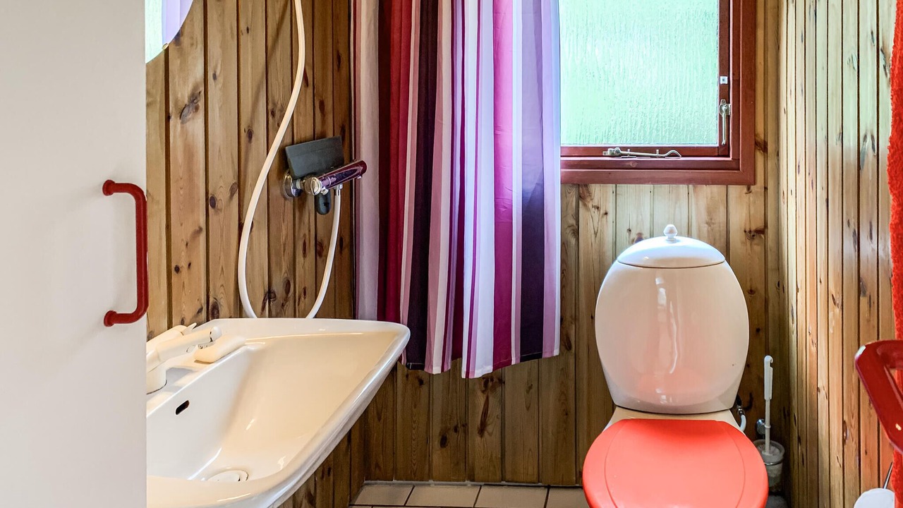 Photo of Bathroom in Femmøller