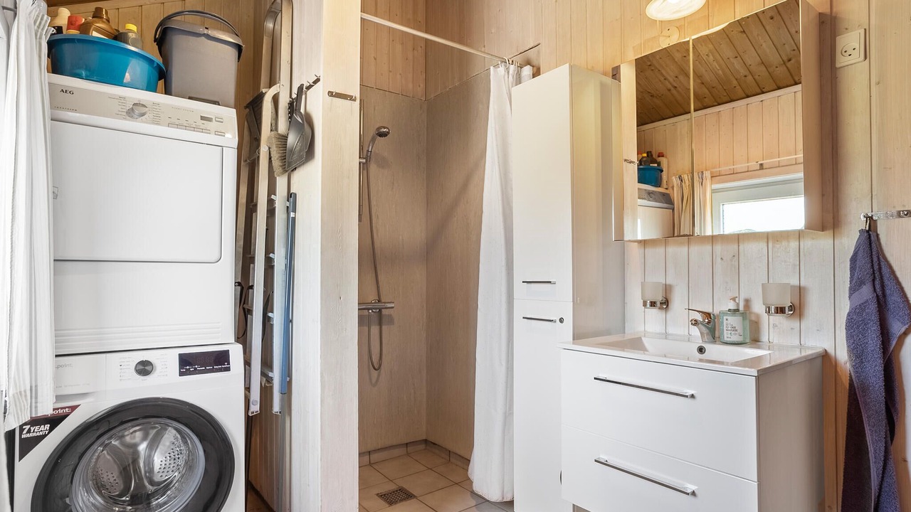 Photo of Bathroom in Lyngsbæk Strand