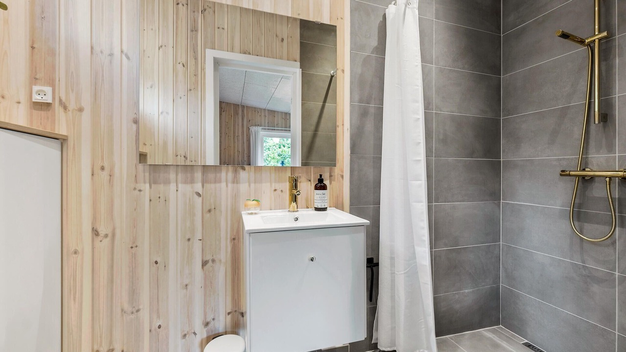 Photo of Bathroom in Rrvig