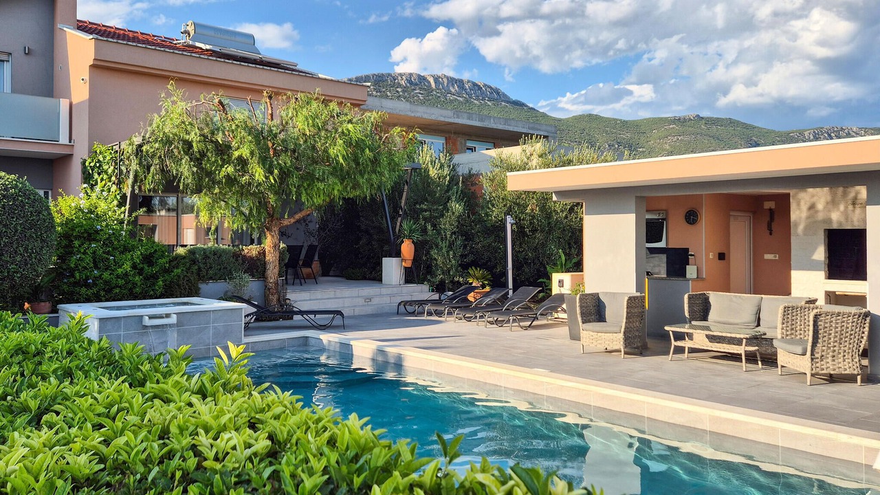Photo of Outdoor in Kastela