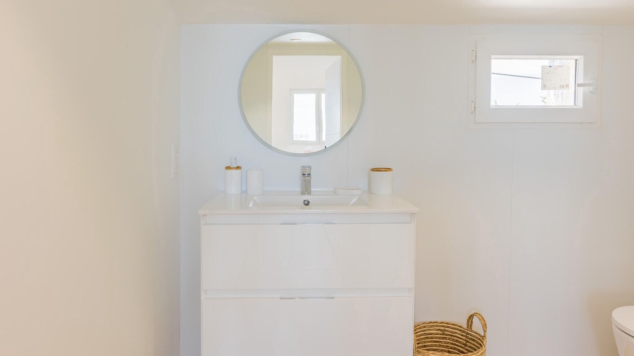 Photo of Bathroom in Loupian