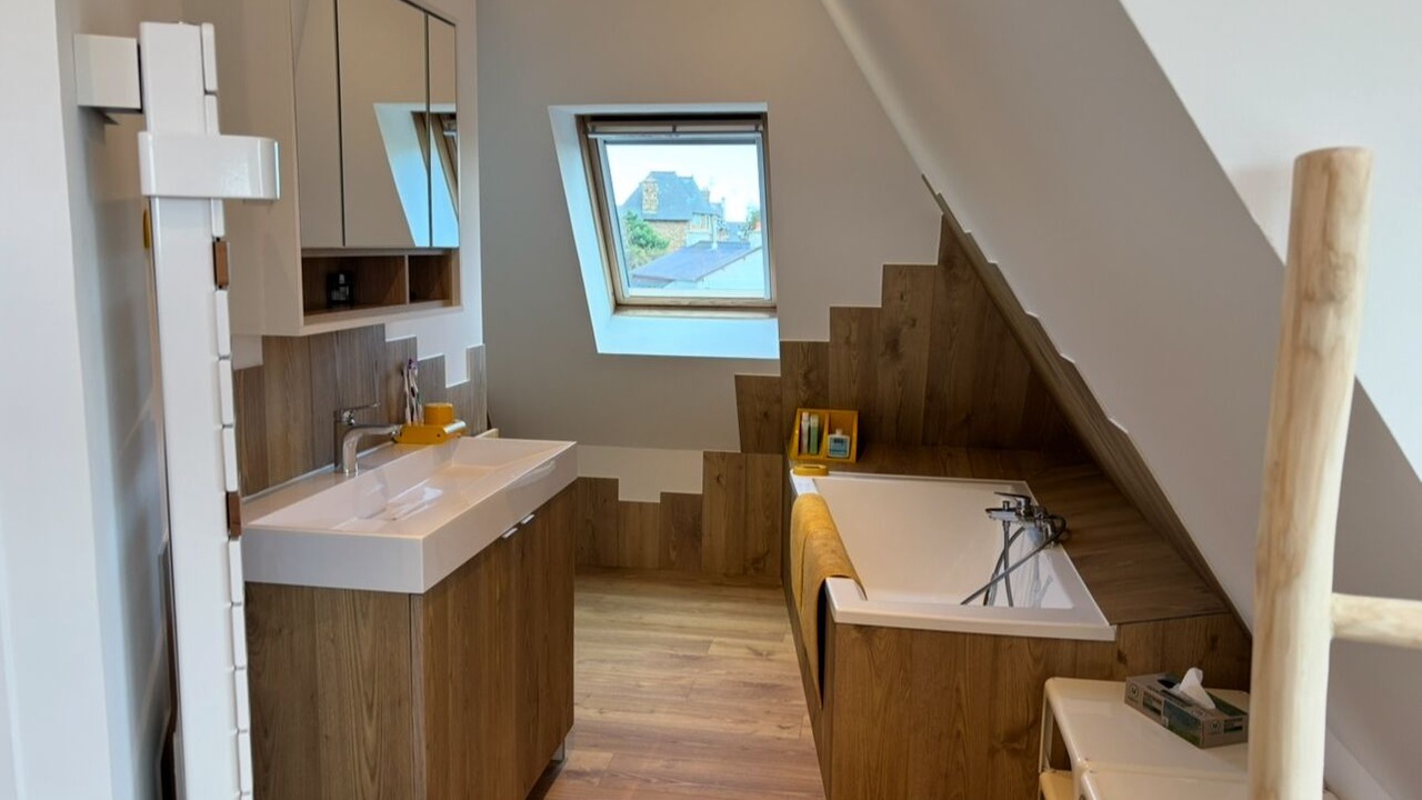 Photo of Bathroom in Tregastel