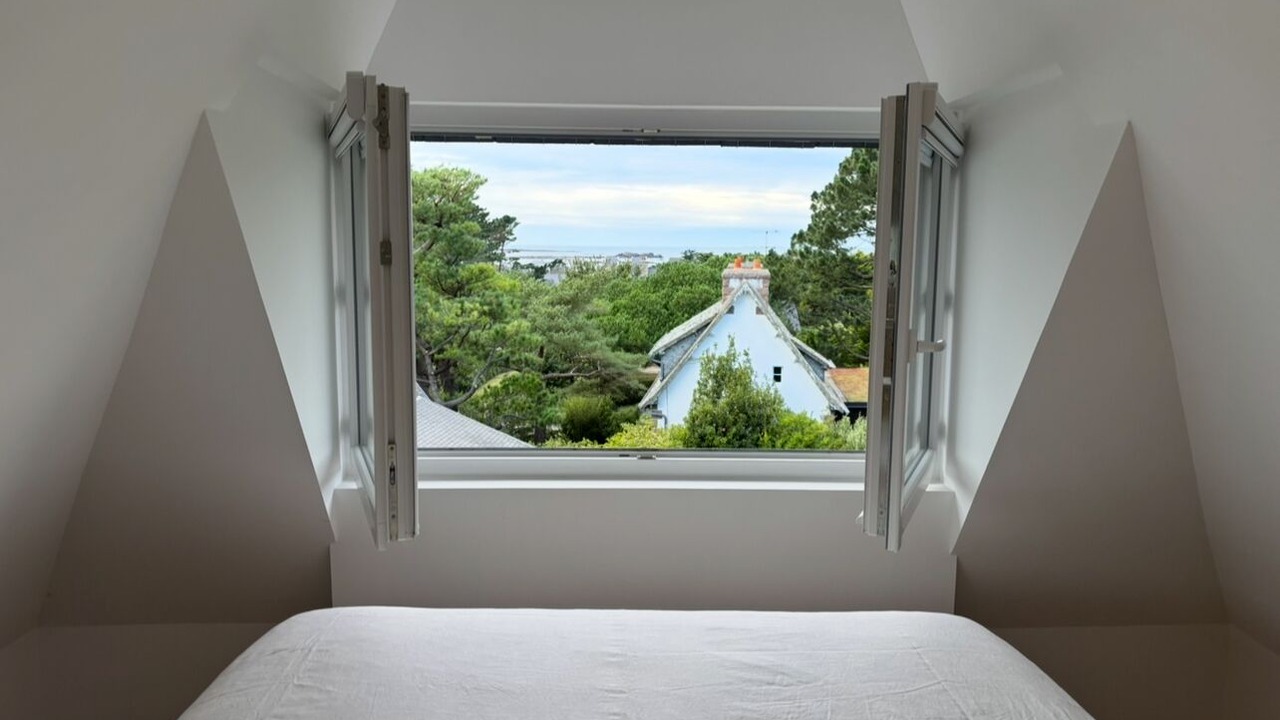 Photo of Bedroom in Tregastel