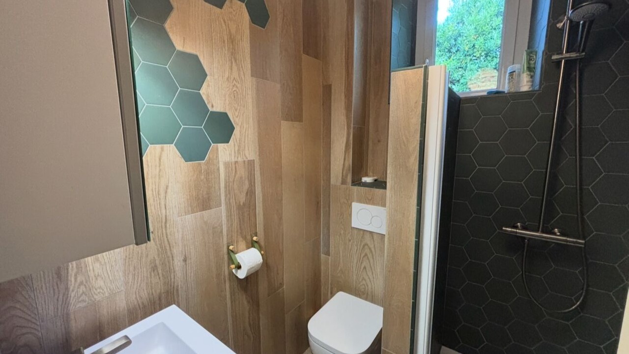 Photo of Bathroom in Tregastel