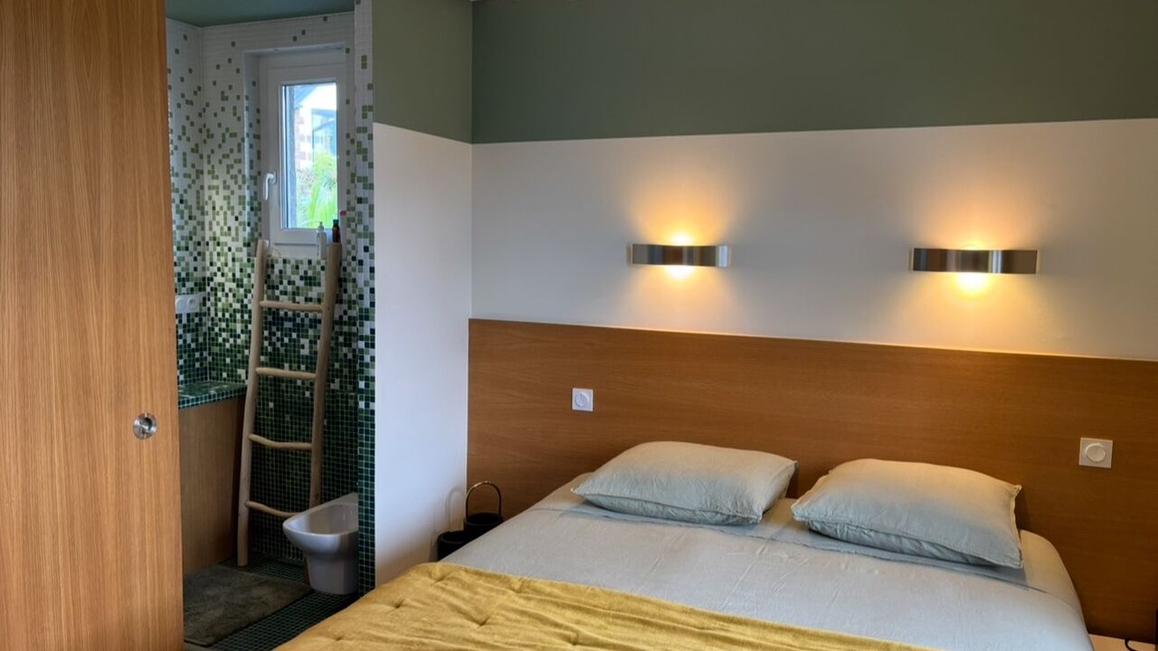 Photo of Bedroom in Tregastel