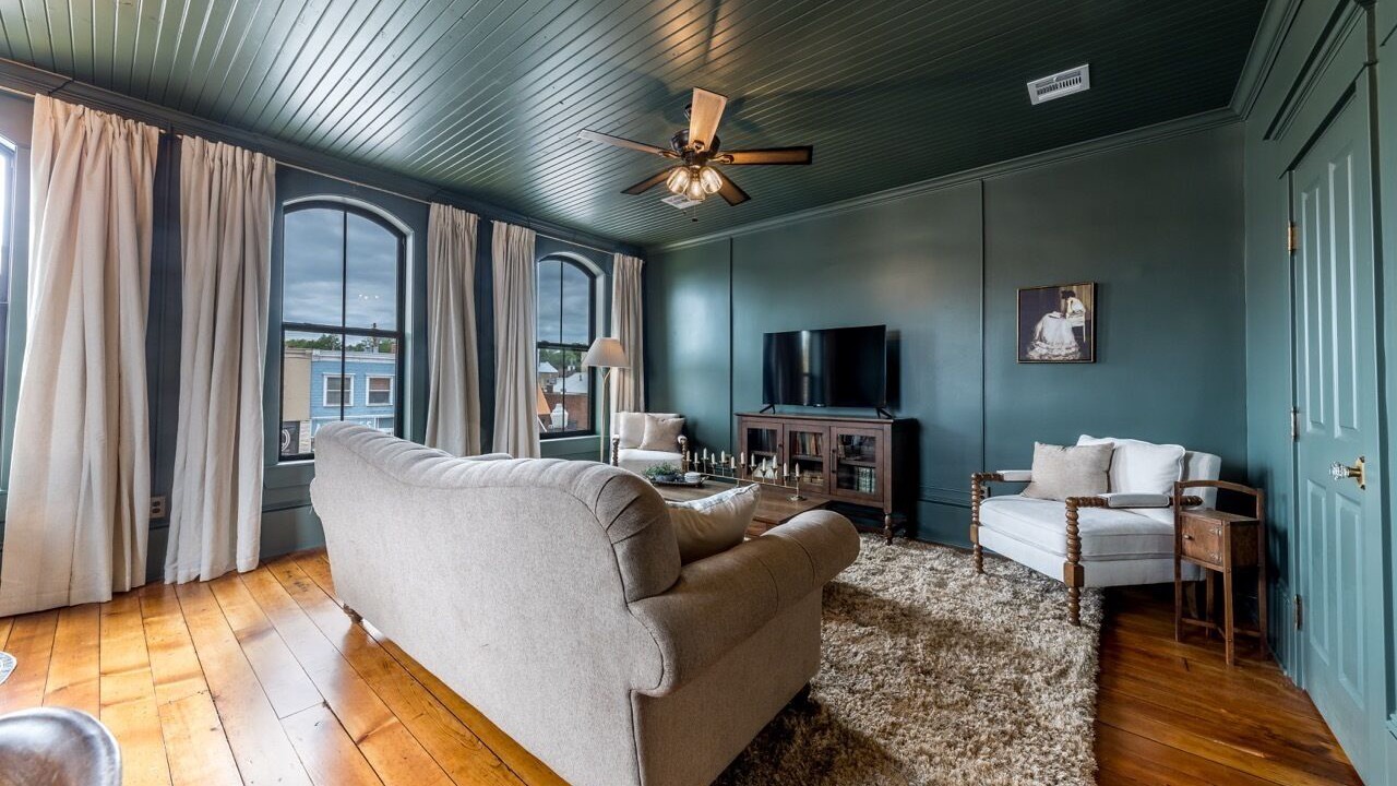 Photo of Livingroom in Wamego