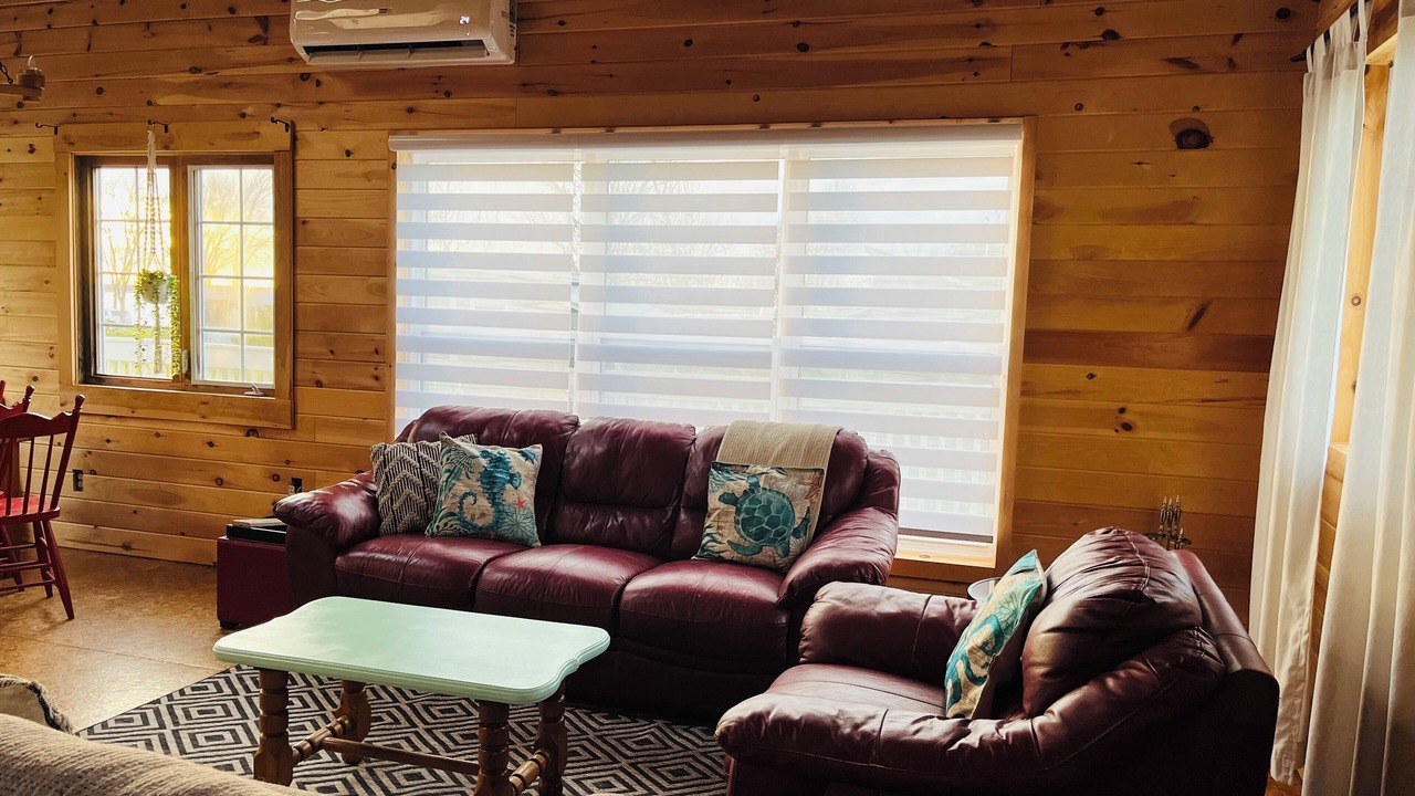 Photo of Livingroom in Colchester County