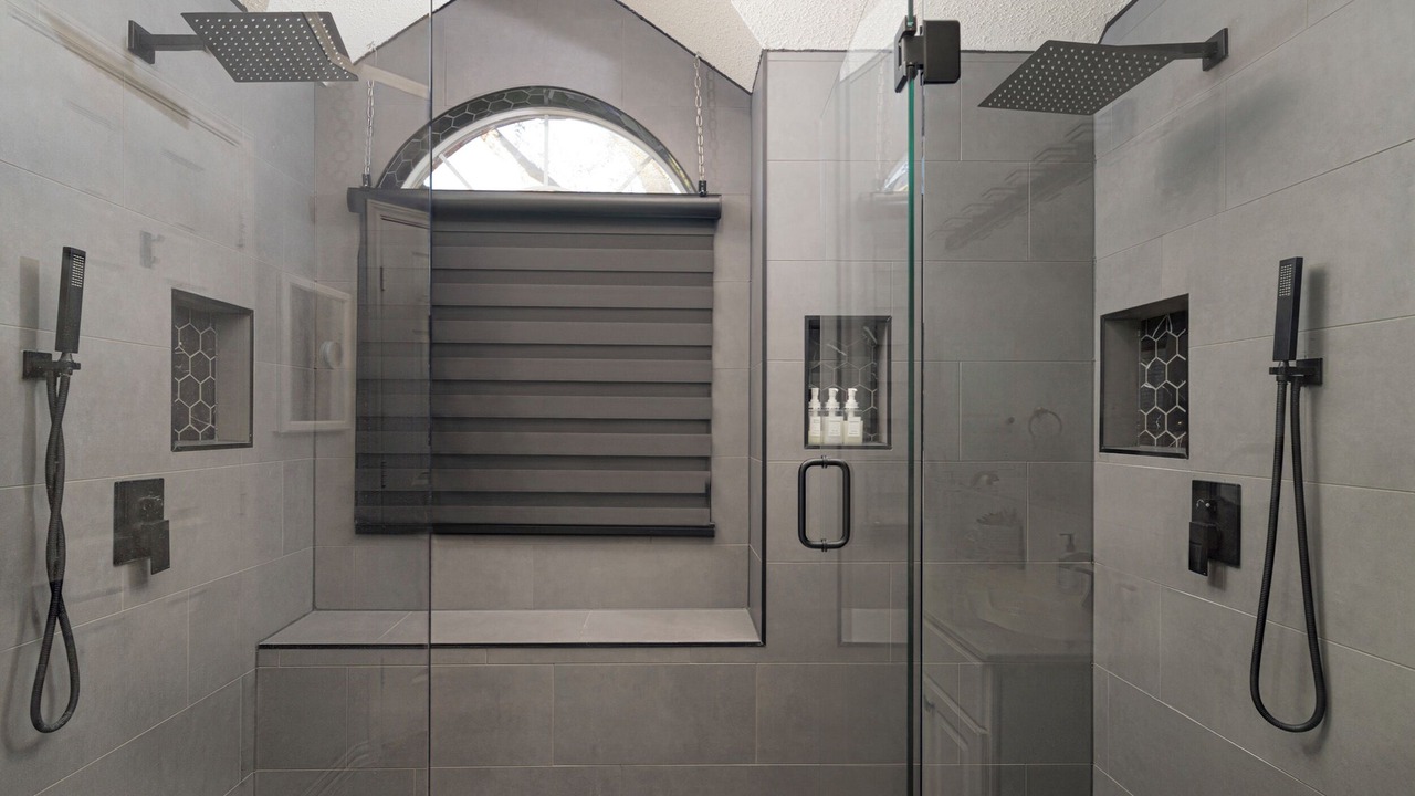 Photo of Bathroom in Rowlett
