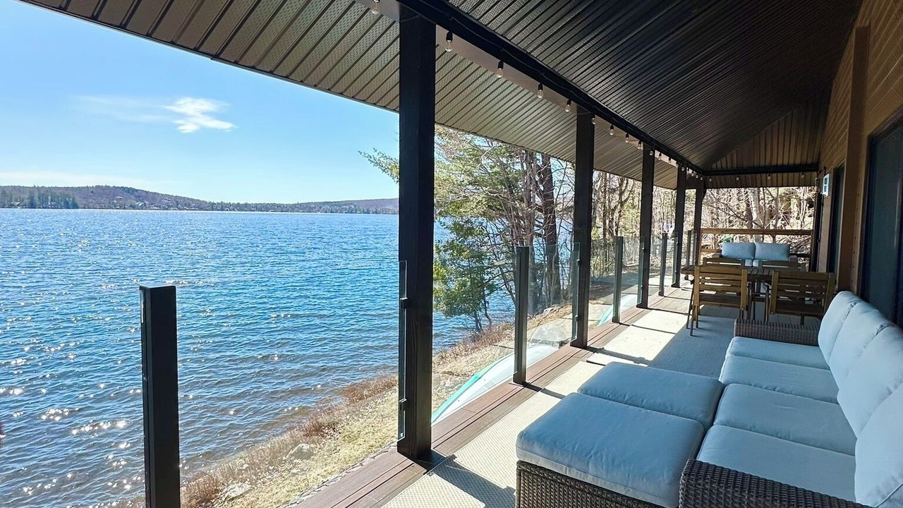 Photo of Patio Balcony in Lac-Sergent