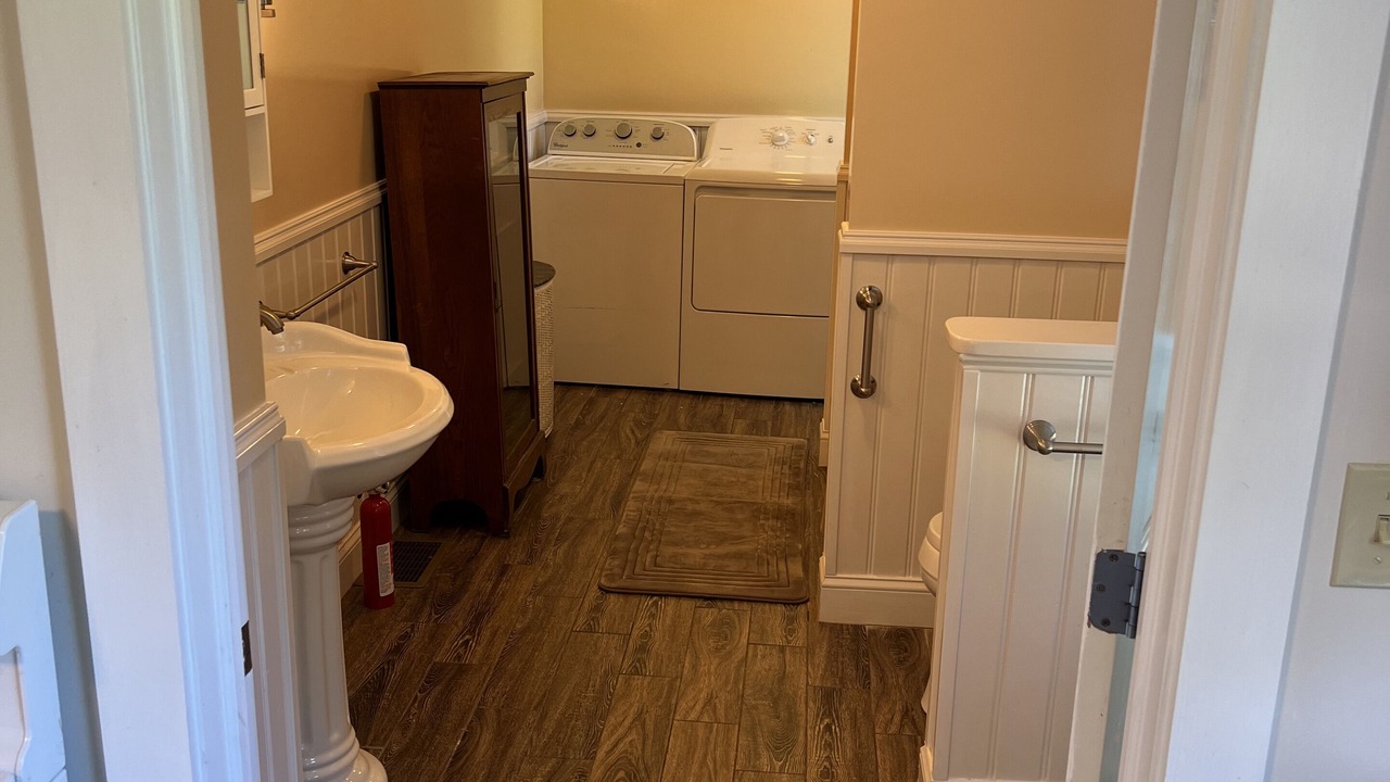 Photo of Bathroom in Rockland