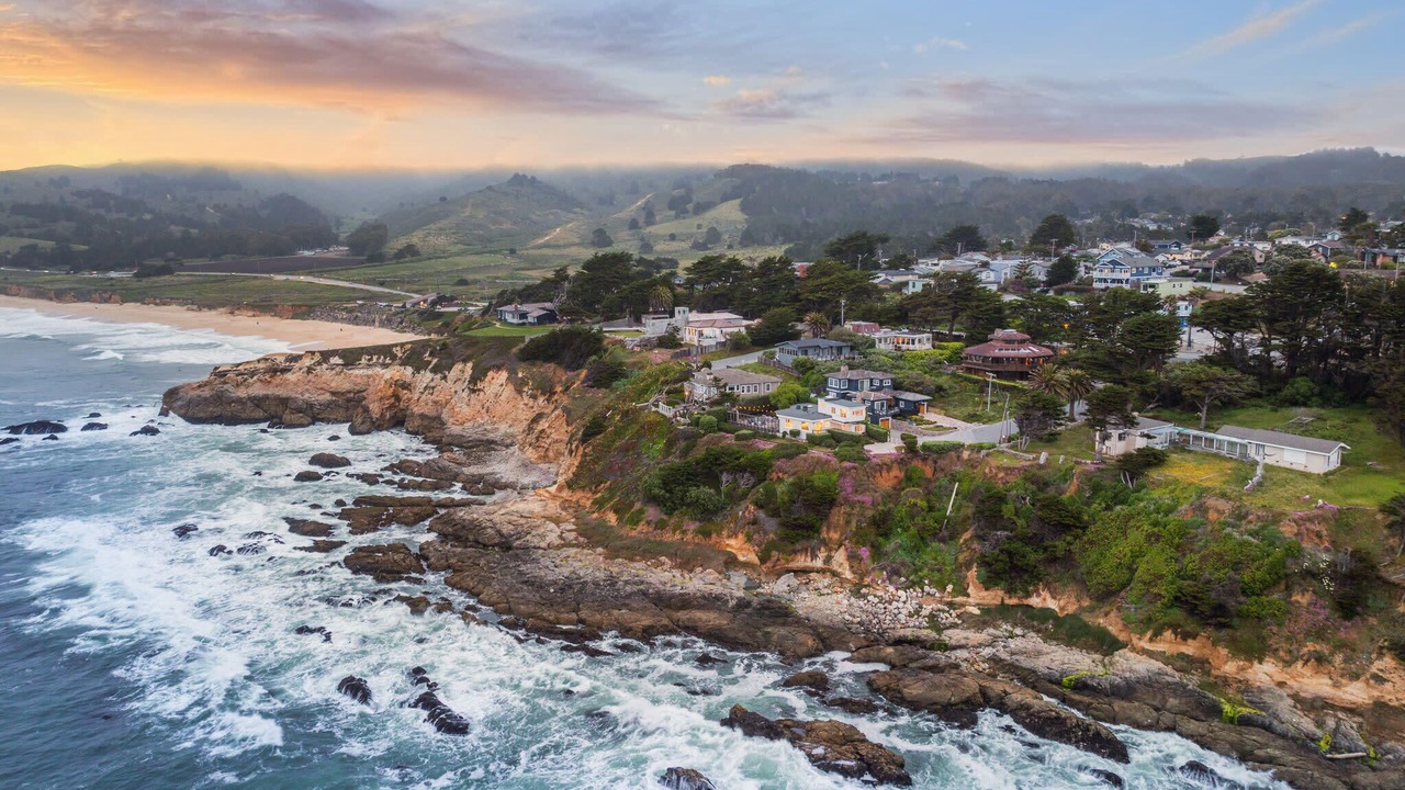 Photo of Others in Montara