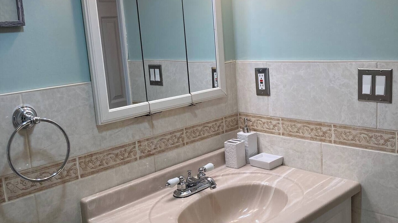 Photo of Bathroom in Uniondale