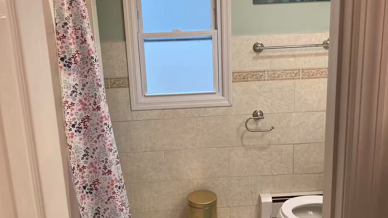 Photo of Bathroom in Uniondale