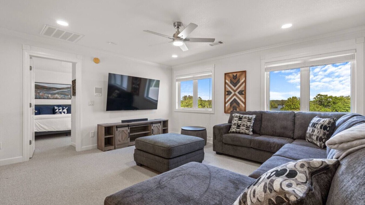 Photo of Livingroom in Hot Springs Village